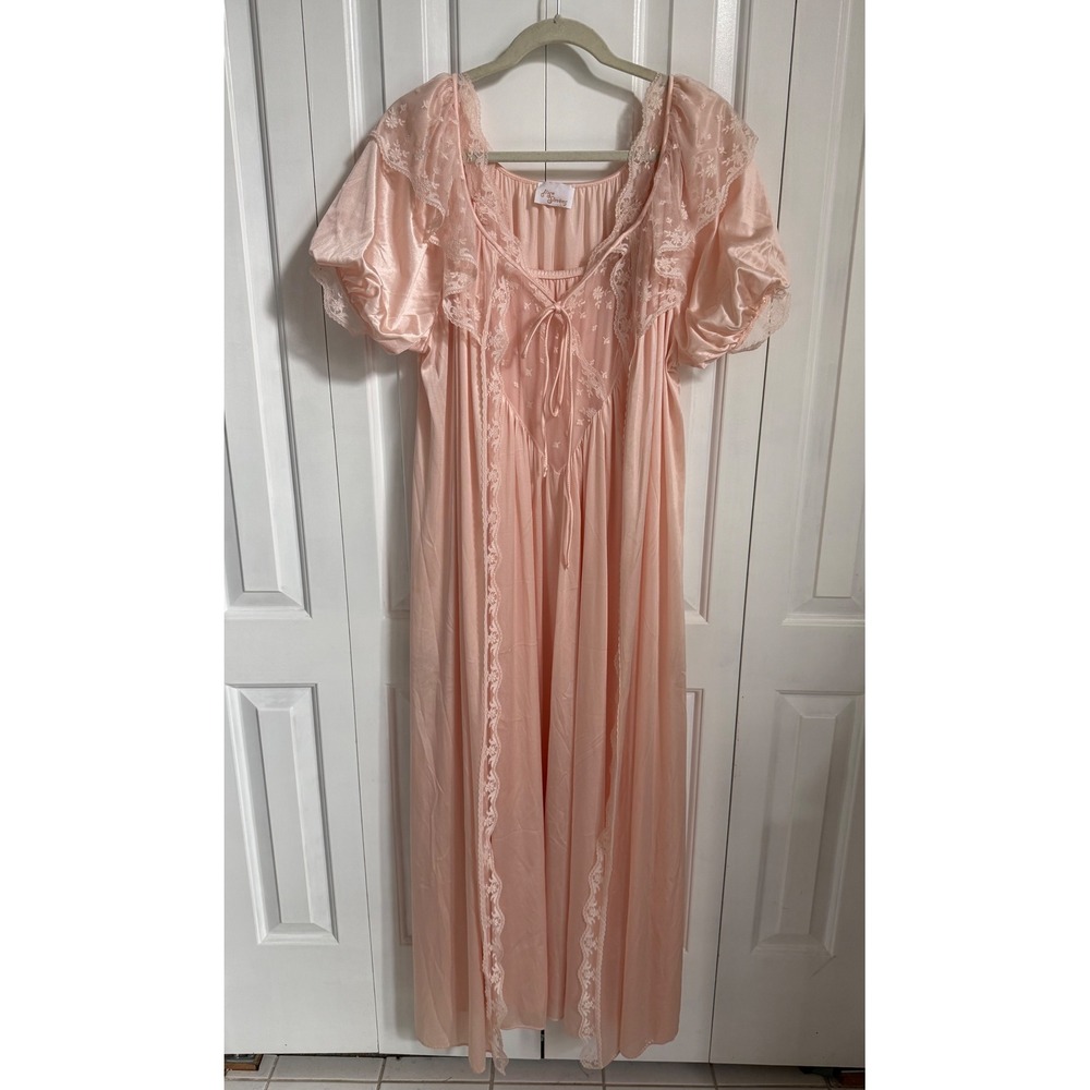 Vintage Ilise Stevens Peach Lace Peignoir Set Nightgown 2 Piece Puffy Sleeve